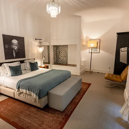 فندق Le Consulat 4*