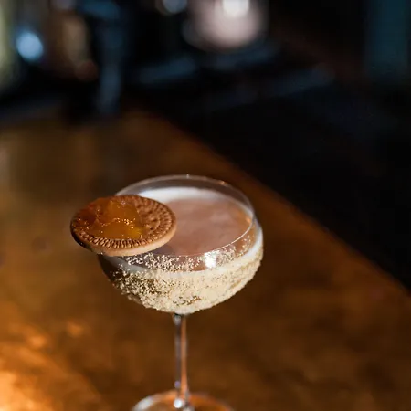 Le Consulat מלון 4*