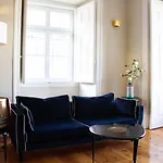 Le Consulat Hotel 4*
