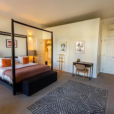 فندق Le Consulat 4*